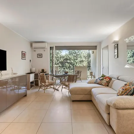 Apartment Moderne St Tropez Saint-Tropez