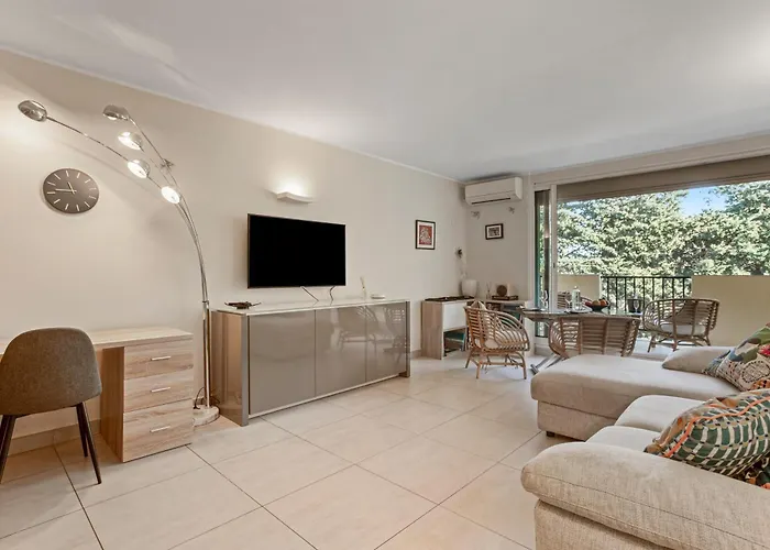 Apartment Moderne St Tropez Saint-Tropez