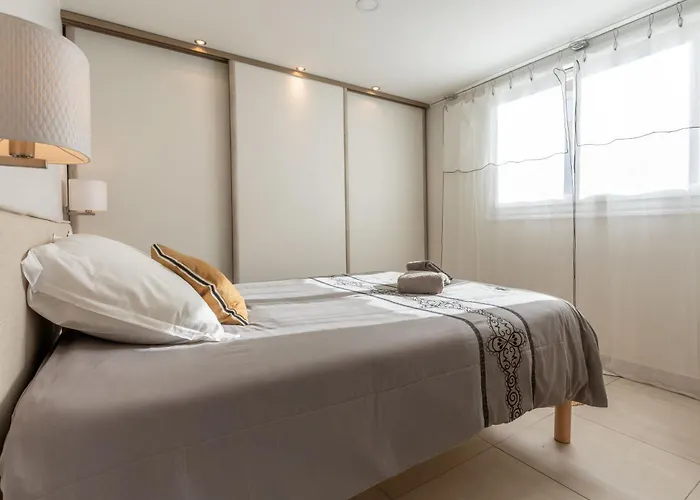 Apartment Moderne St Tropez Saint-Tropez